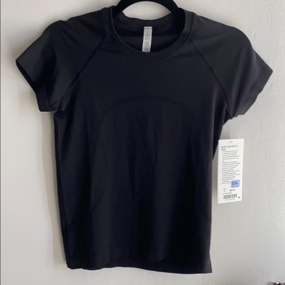 Lululemon swiftly tech 2.0 race length. Size 6.